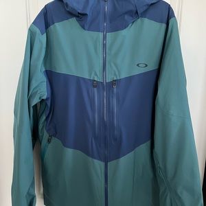 Oakley Razorback 2.0 Insulated Jacket (Like New)